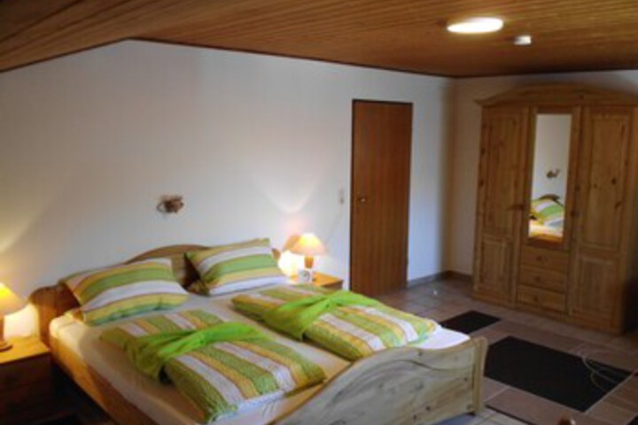 Room 87 of 111