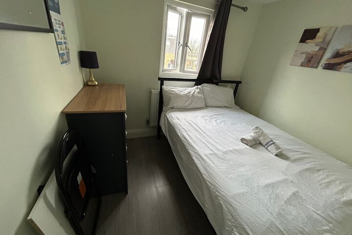 Room 19 of 34