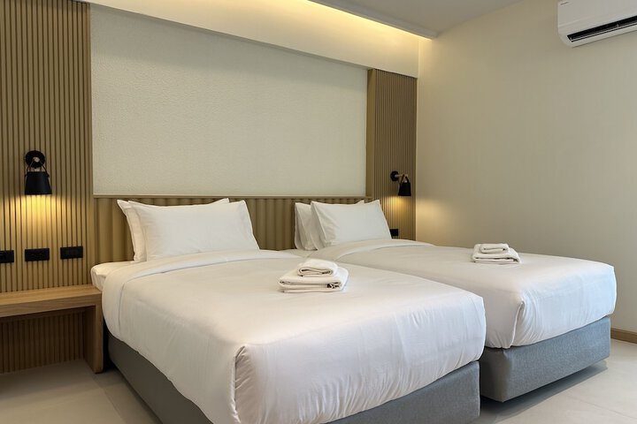 Room 26 of 46