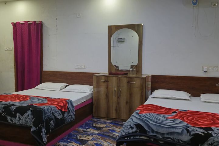 Room 7 of 15