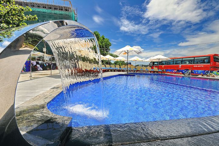 Pool 29 of 65