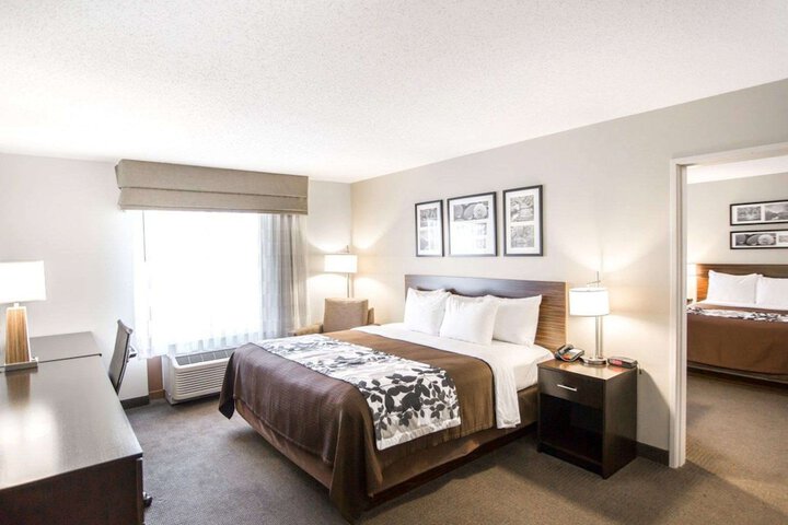 Room 12 of 29