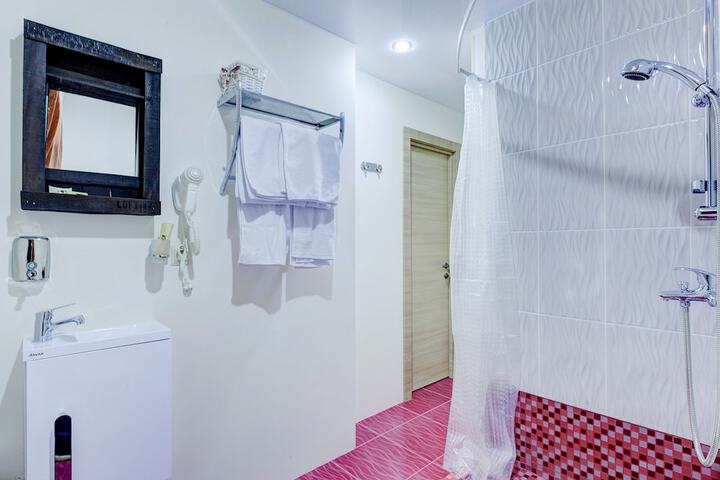 Room 14 of 19
