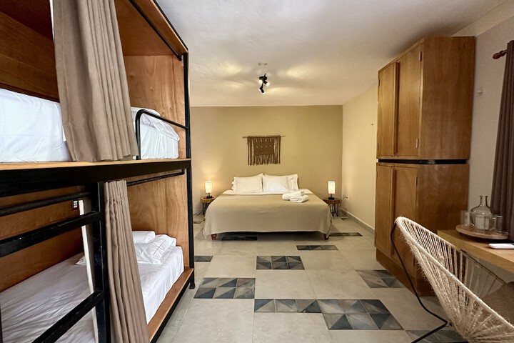 Room 19 of 60