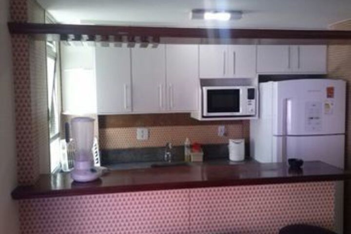 Room 8 of 12