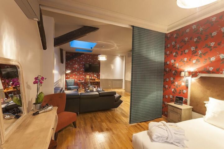 Room 34 of 75
