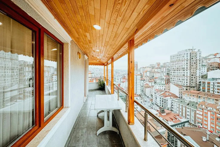 Terrace/Patio 7 of 20