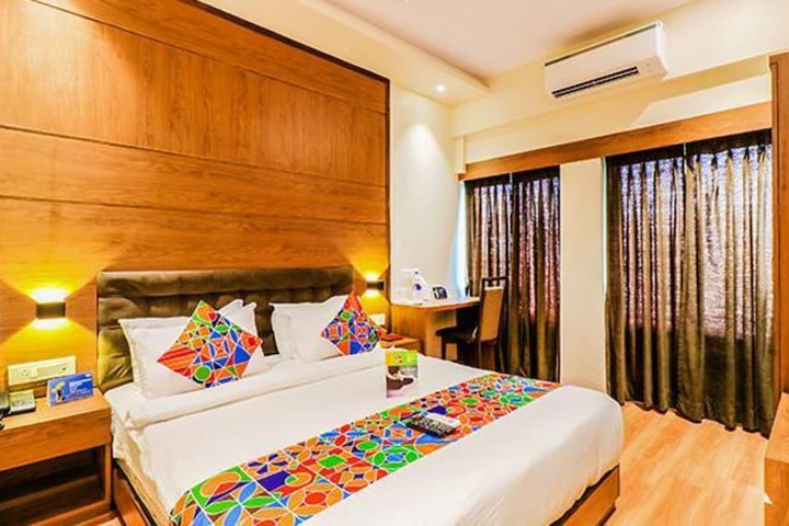 Room 15 of 50