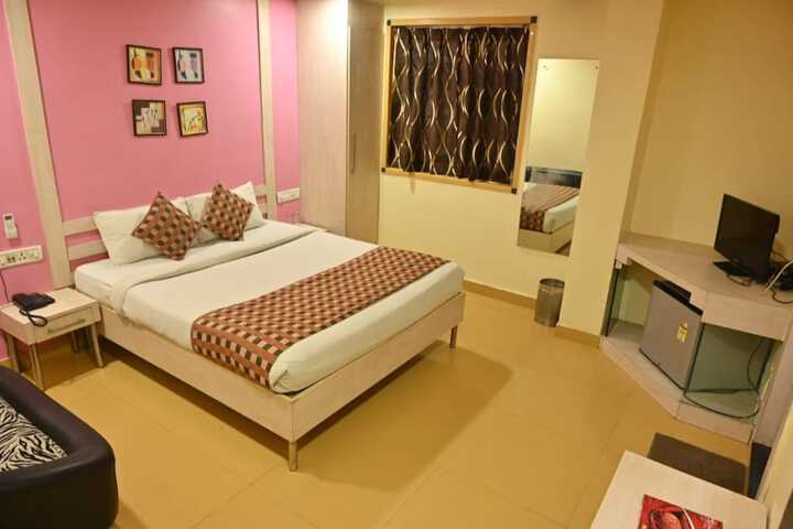 Room 26 of 73