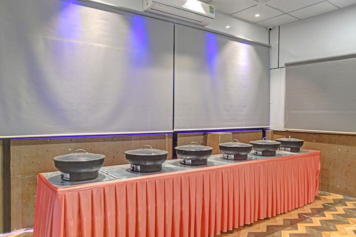 Ballroom/Hall 39 of 43