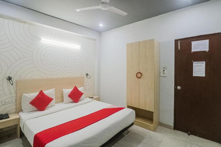 Hotel O by OYO Shri Ram Hotel