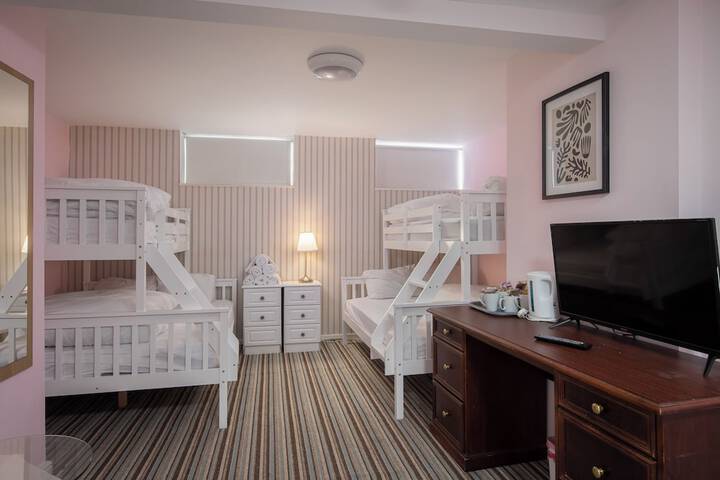 Room 36 of 91