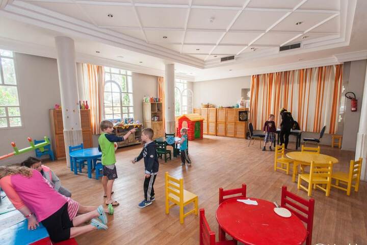 Childrens Activities 76 of 148