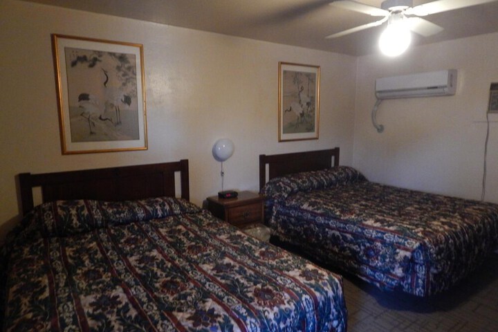 Room 20 of 35