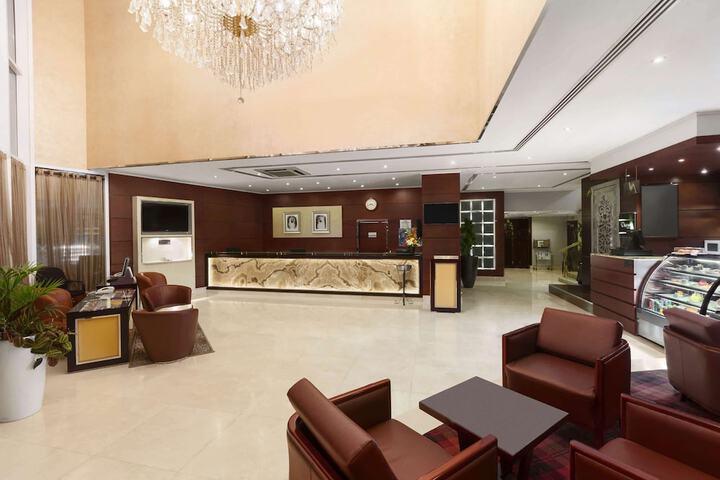 Guest Lobby