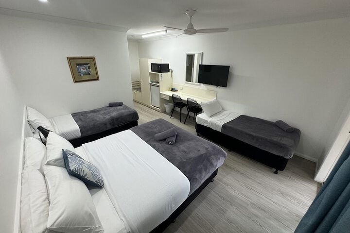 Room 11 of 52