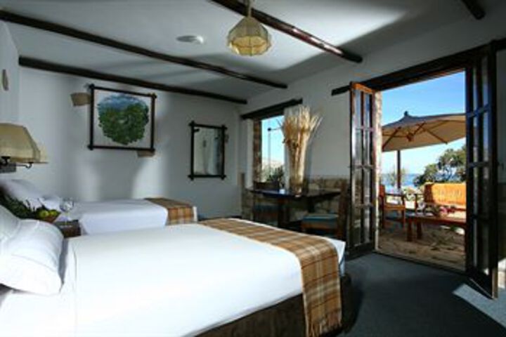 Room 9 of 27
