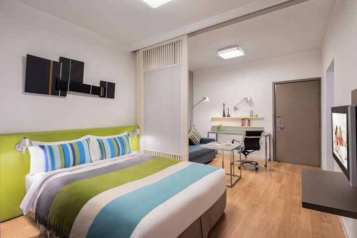 Room 5 of 45