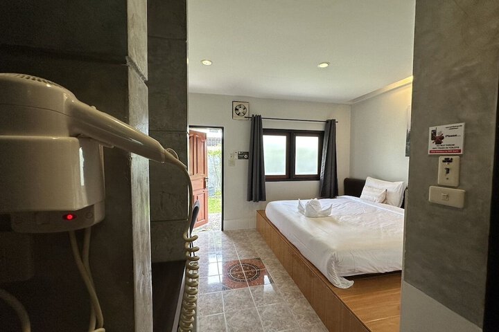 Room 5 of 47