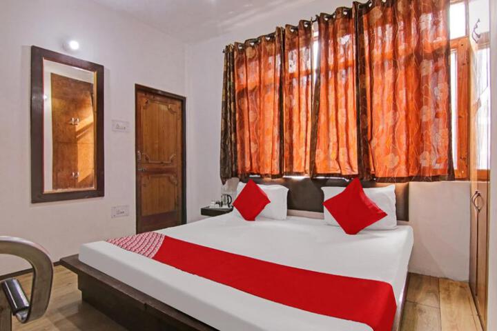 OYO Flagship 808962 Hotel Chopal Manali