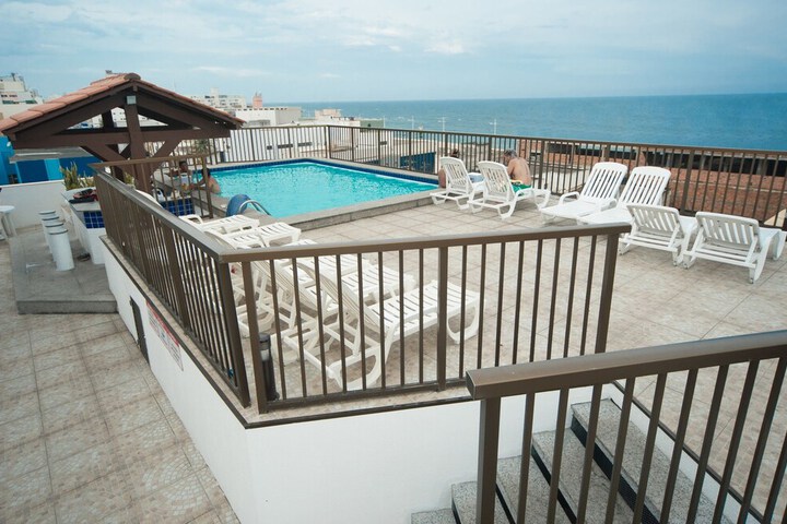 Pool Hotel