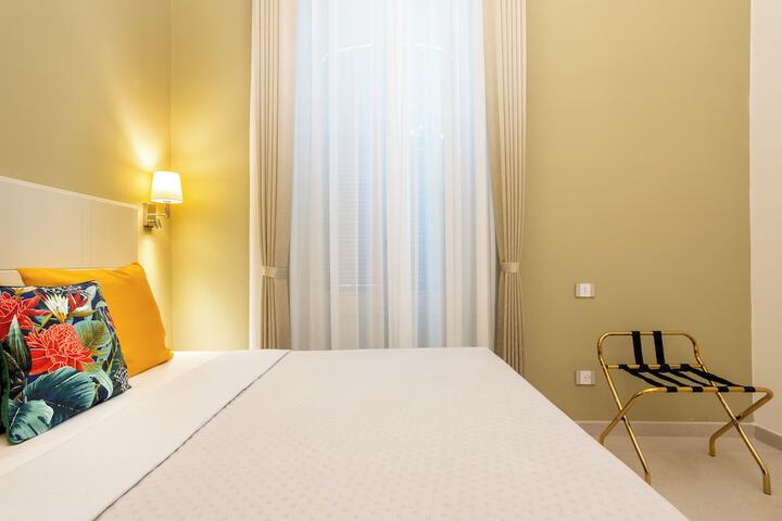 Room 26 of 54