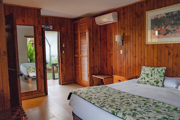 Room 41 of 186