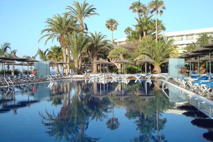 Pool Hotel