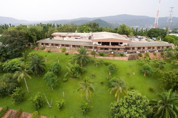 Property Grounds 33 of 38