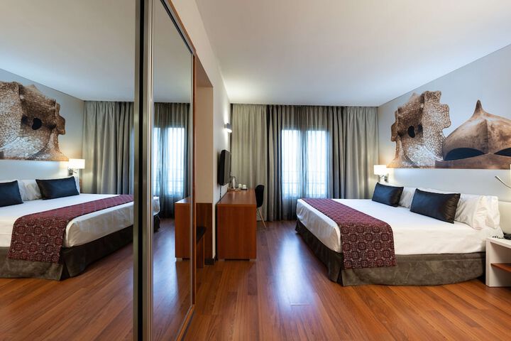 Room 8 of 50