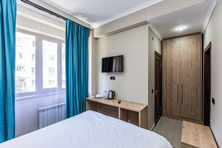 Room 26 of 41