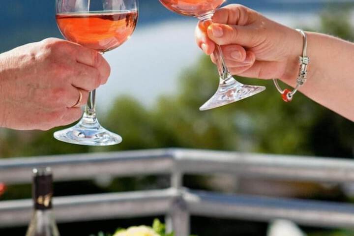 Dining Photos