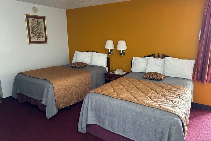 Room 28 of 72