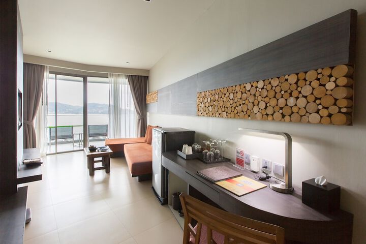 Room 46 of 144