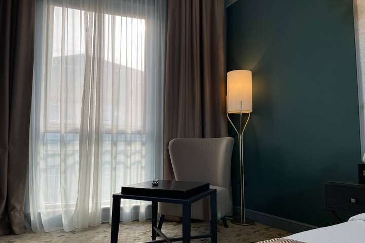 Room 37 of 75