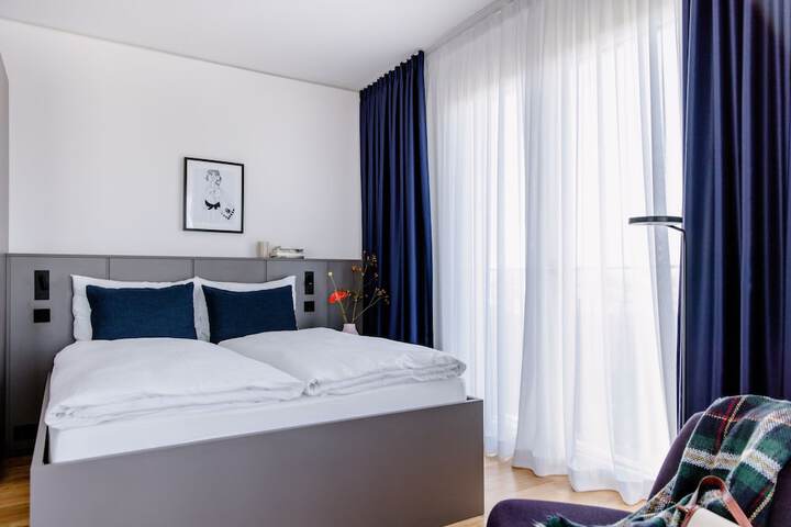 Room 15 of 68