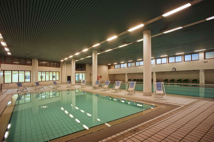 Pools & Facilities