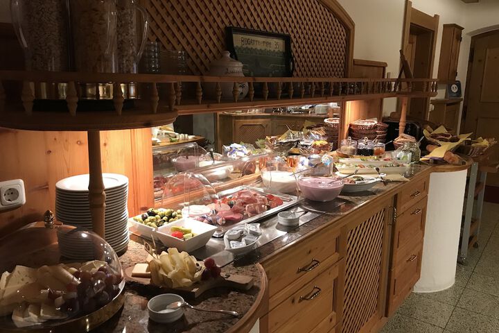 Dining 194 of 221