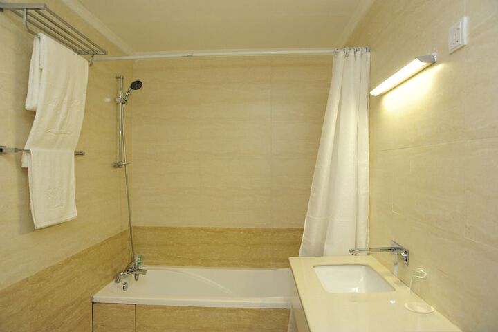 Room 19 of 27