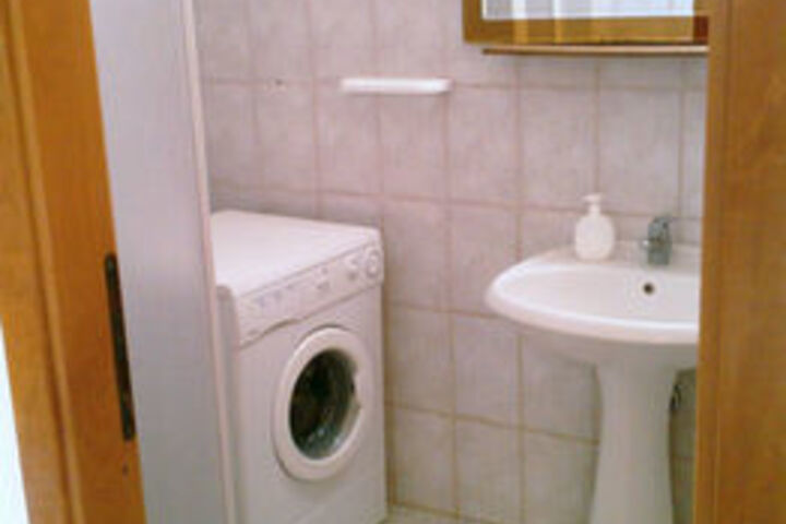 Room 2 of 22