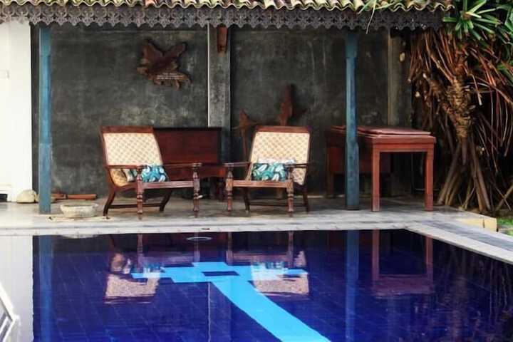 Pool 14 of 28