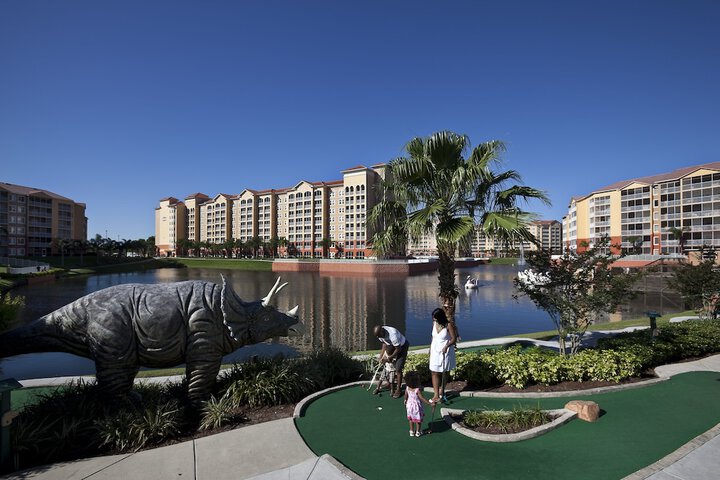Mini-golf