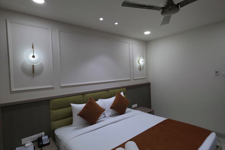 Room 34 of 45