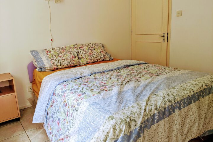 Room 10 of 41