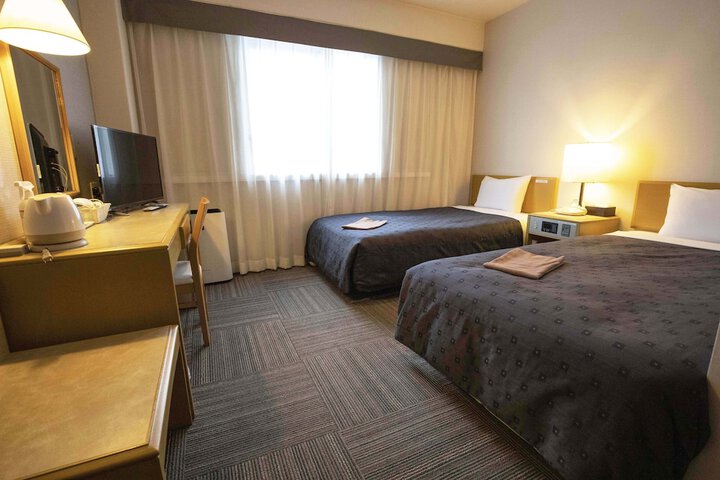 Room 20 of 36
