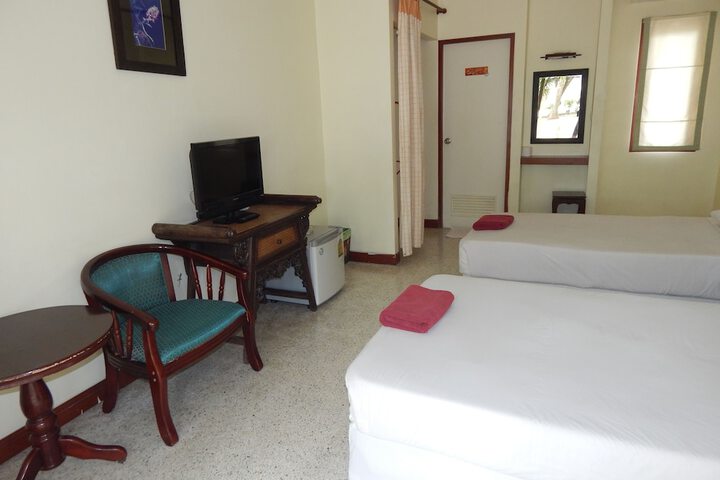 Room 8 of 51