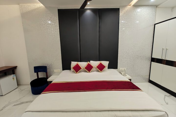Room 75 of 115