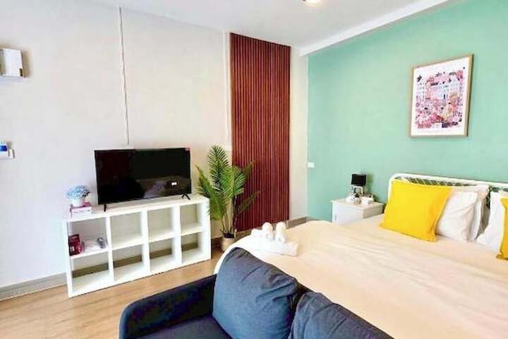Room 20 of 32