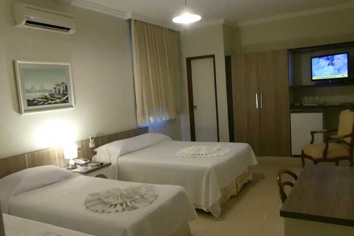 Room 39 of 64
