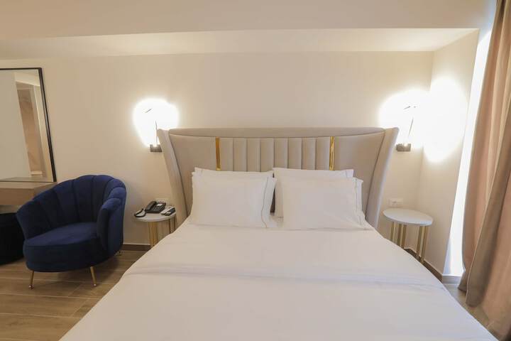 Room 45 of 101